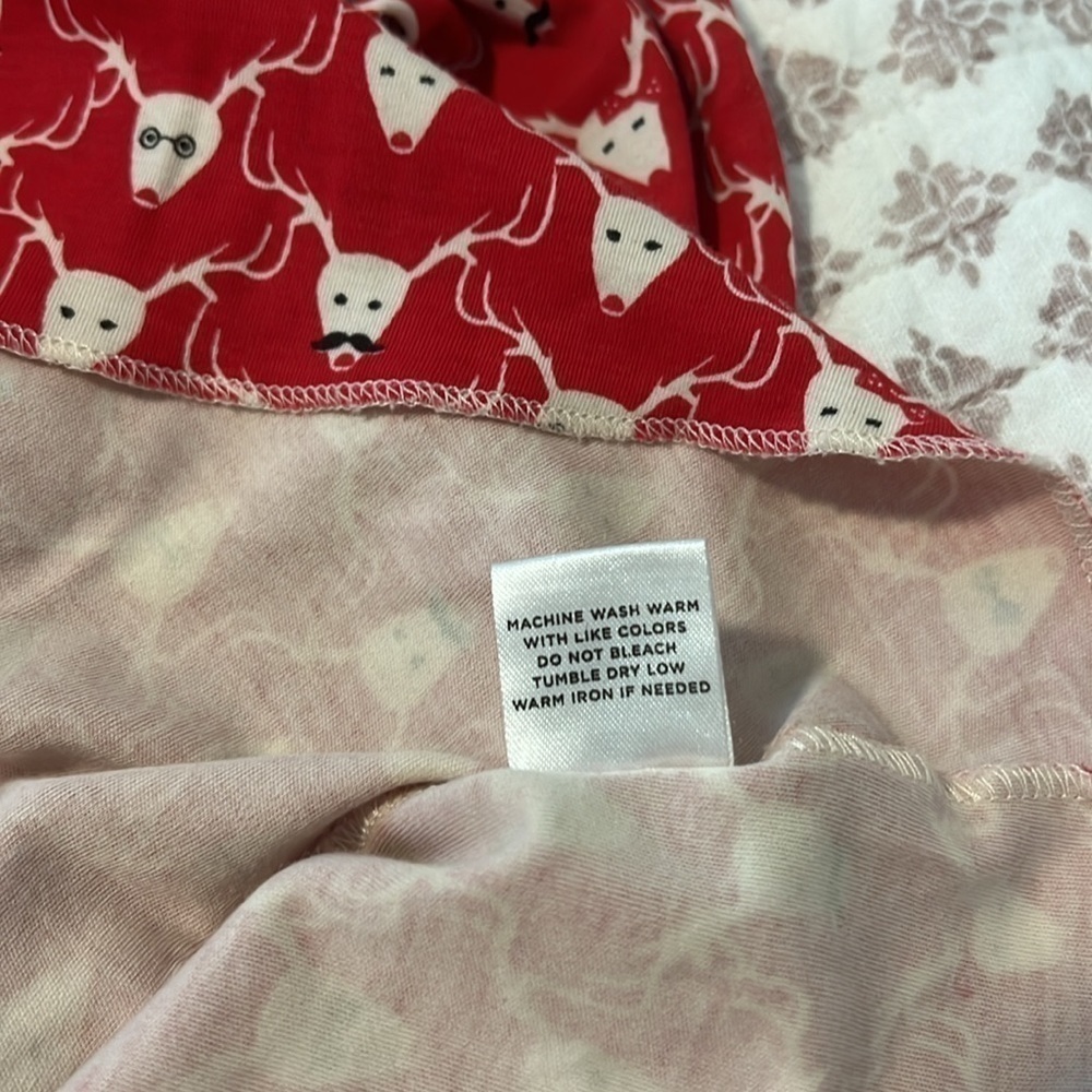 Roberta Roller Rabbit 100% Pima Cotton Red Mustache Deer Print Reindeer Top XS - Picture 7 of 9